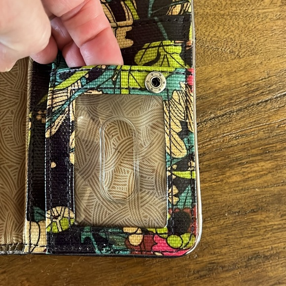 SAKROOTS Artist Circle Snap Wallet - Picture 7 of 12